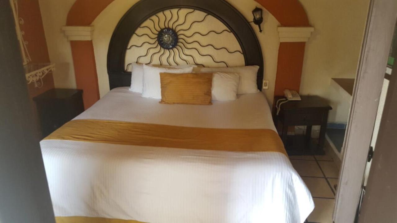 Hotel Jardines Del Centro San Cristobal de las Casas Exterior foto